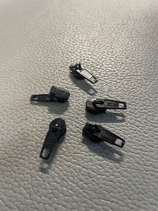 Zip sliders #4 black single for trimming & upholstery