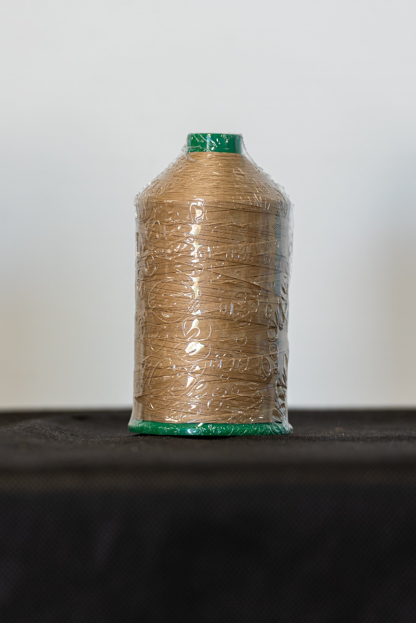 Coats Dabond V92 beige