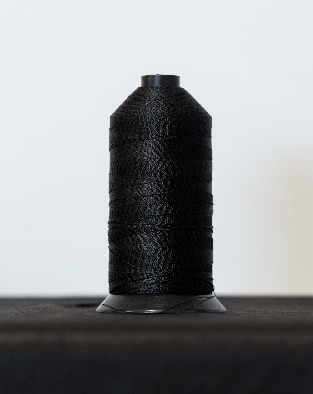 ISTA-Bond bonded polyester UV treated threads black